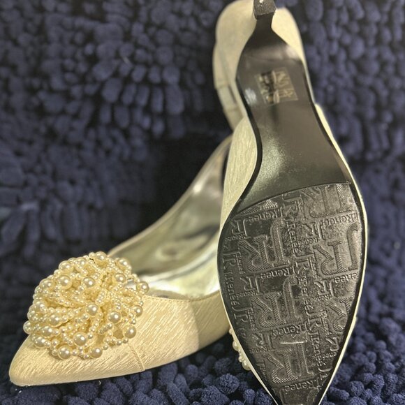 J. Renee Estee Satin/Pearls Slingback Kitten Heels Beige/Creme (Size 9) - Picture 2 of 4